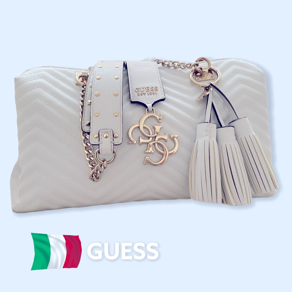 GUESS Shoulder Bag
